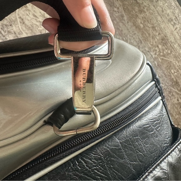 Burberry - Picture 8 of 10